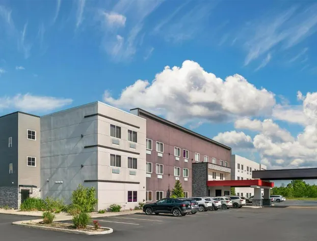 Best Western Plus Wayland Hotel hotel detail image 2