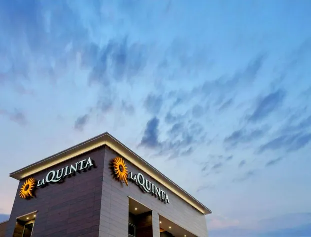 La Quinta Inn & Suites by Wyndham Katy hotel detail image 4
