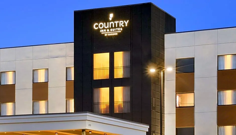Country Inn & Suites by Radisson, Oklahoma City-Bricktown, OK hotel hero