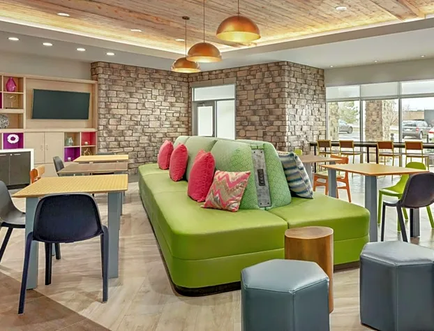 Home2 Suites by Hilton Colorado Springs South hotel detail image 2