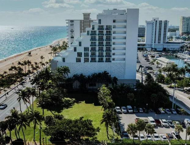 Hotel Maren Fort Lauderdale Beach, Curio Collection by Hilton hotel detail image 4