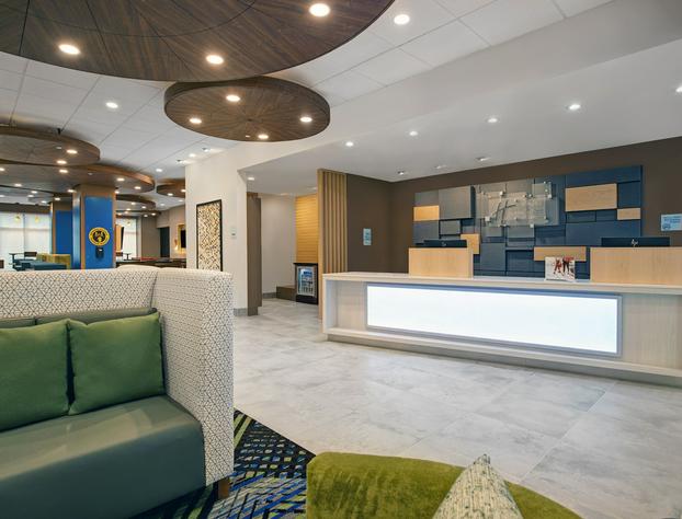 Holiday Inn Express Milwaukee Downtown, an IHG Hotel hotel detail image 4