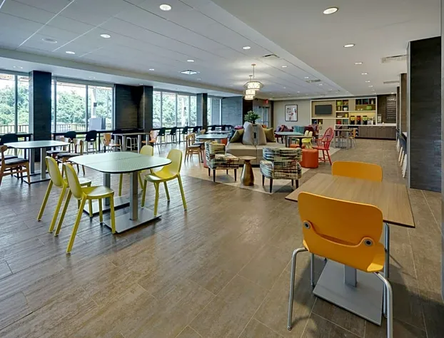 Home2 Suites BY Hilton Hagerstown hotel detail image 3