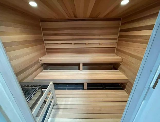 Pine Lake Resort and Banquets hotel detail image 4