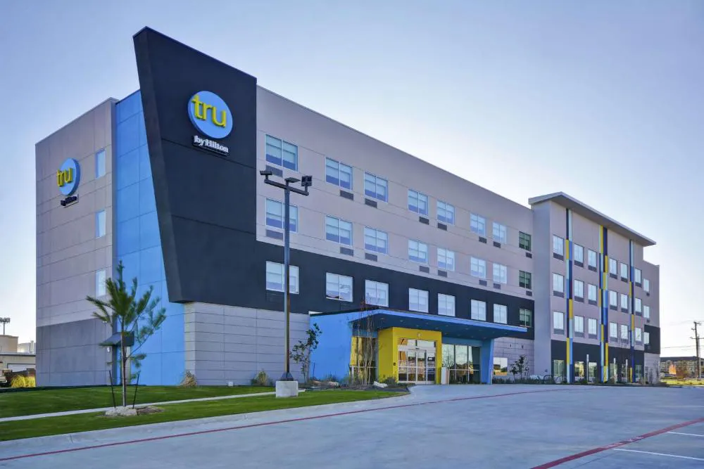 Tru by Hilton Fort Worth Fossil Creek hotel hero