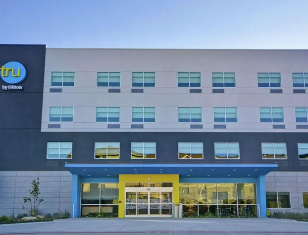 Tru by Hilton Fort Worth Fossil Creek hotel detail image 3