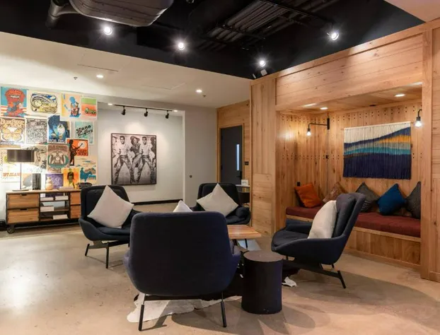 Moxy Nashville Downtown hotel detail image 4