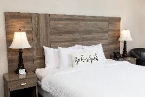 Harvest Inn hotel hero