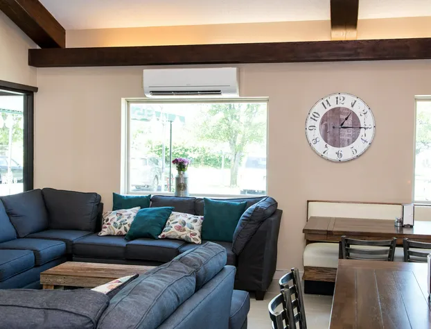 Harvest Inn hotel detail image 1