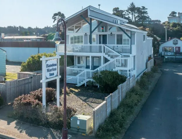 Bandon Marina Inn hotel detail image 1