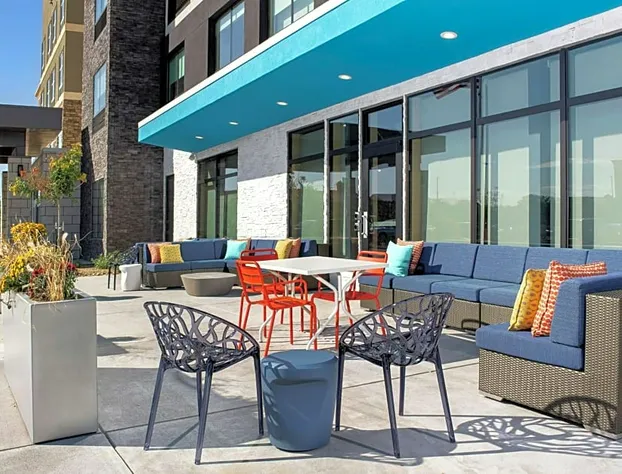 Tru by Hilton Denver Airport Tower Road hotel detail image 1