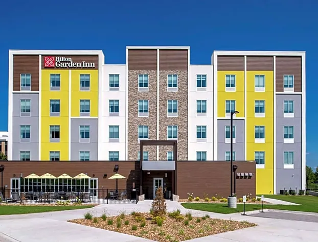 Hilton Garden Inn Kansas City Airport hotel detail image 2