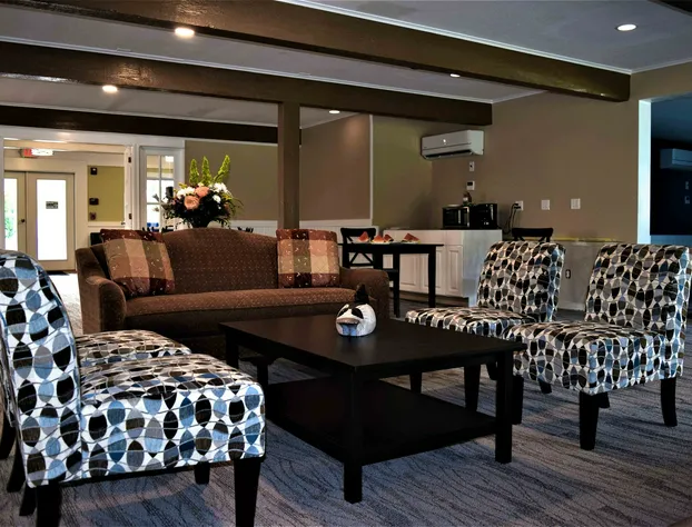 Lake Wentworth Inn hotel detail image 4