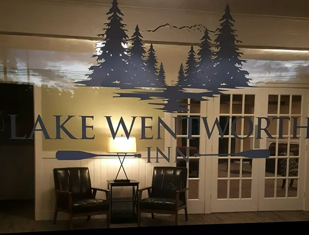 Lake Wentworth Inn hotel detail image 3