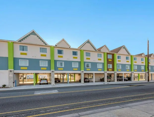 The Waves Hotel, an Ascend Collection Hotel hotel detail image 1