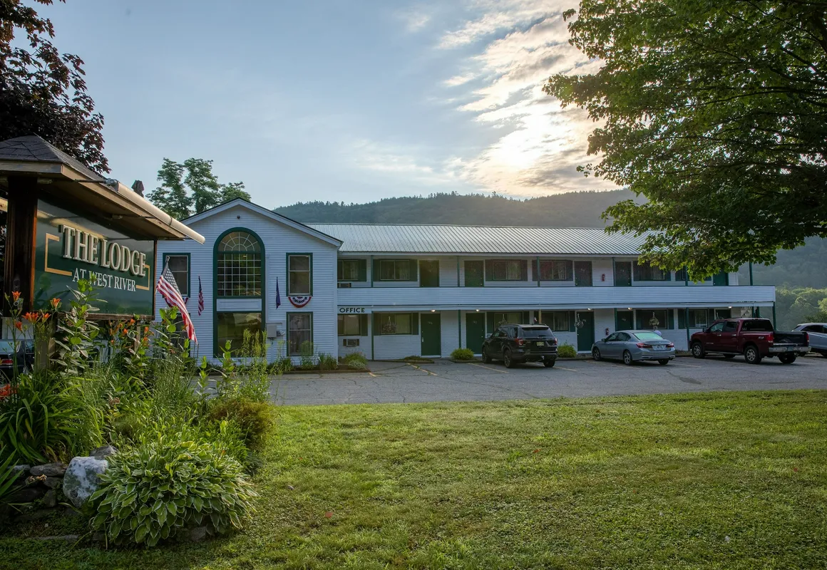 The Lodge at West River hotel hero