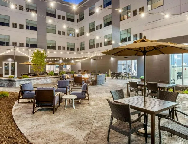 Cambria Hotel Davenport Quad Cities hotel detail image 4