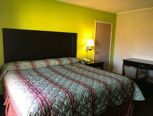 Woodville Inn hotel detail image 2