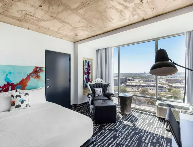 Lorenzo Hotel Dallas, Tapestry Collection by Hilton hotel detail image 4
