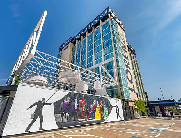 Lorenzo Hotel Dallas, Tapestry Collection by Hilton hotel detail image 1