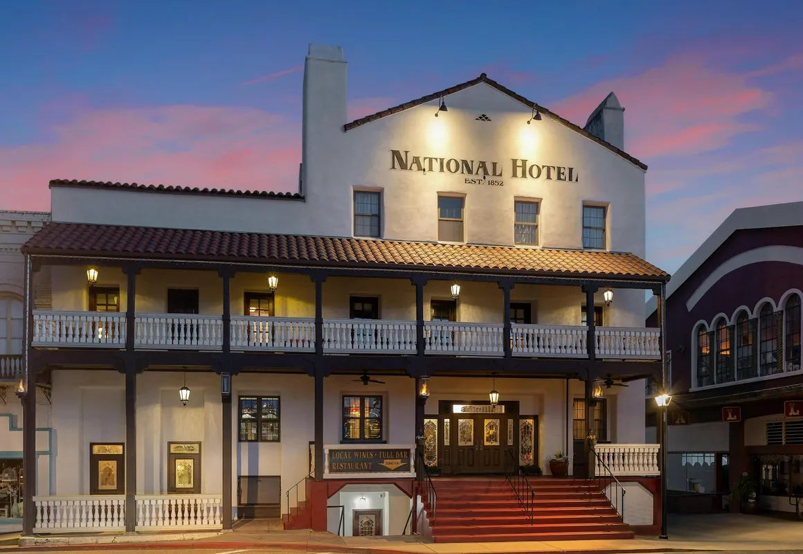 National Hotel Jackson, Tapestry Collection by Hilton hotel hero