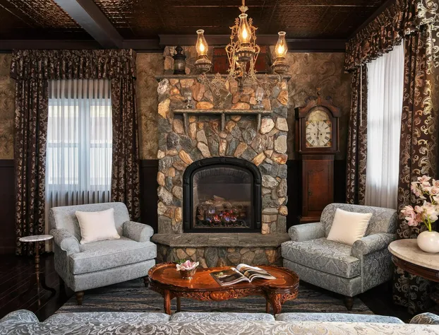 National Hotel Jackson, Tapestry Collection by Hilton hotel detail image 3