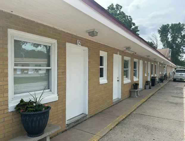 Custom Stay hotel detail image 2