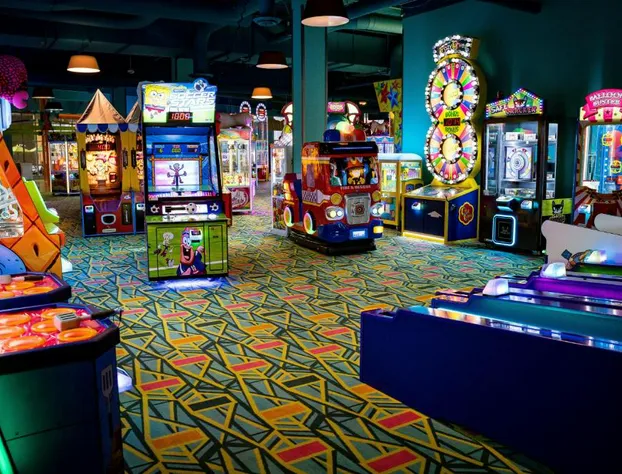 The Kartrite Resort & Indoor Waterpark hotel detail image 2