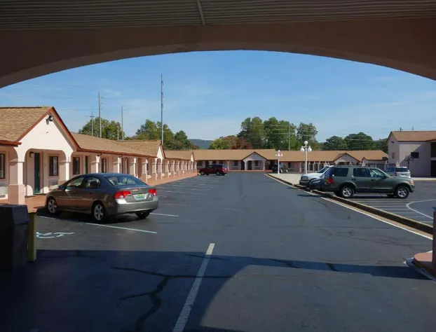 VIP Inn and Suites hotel detail image 1