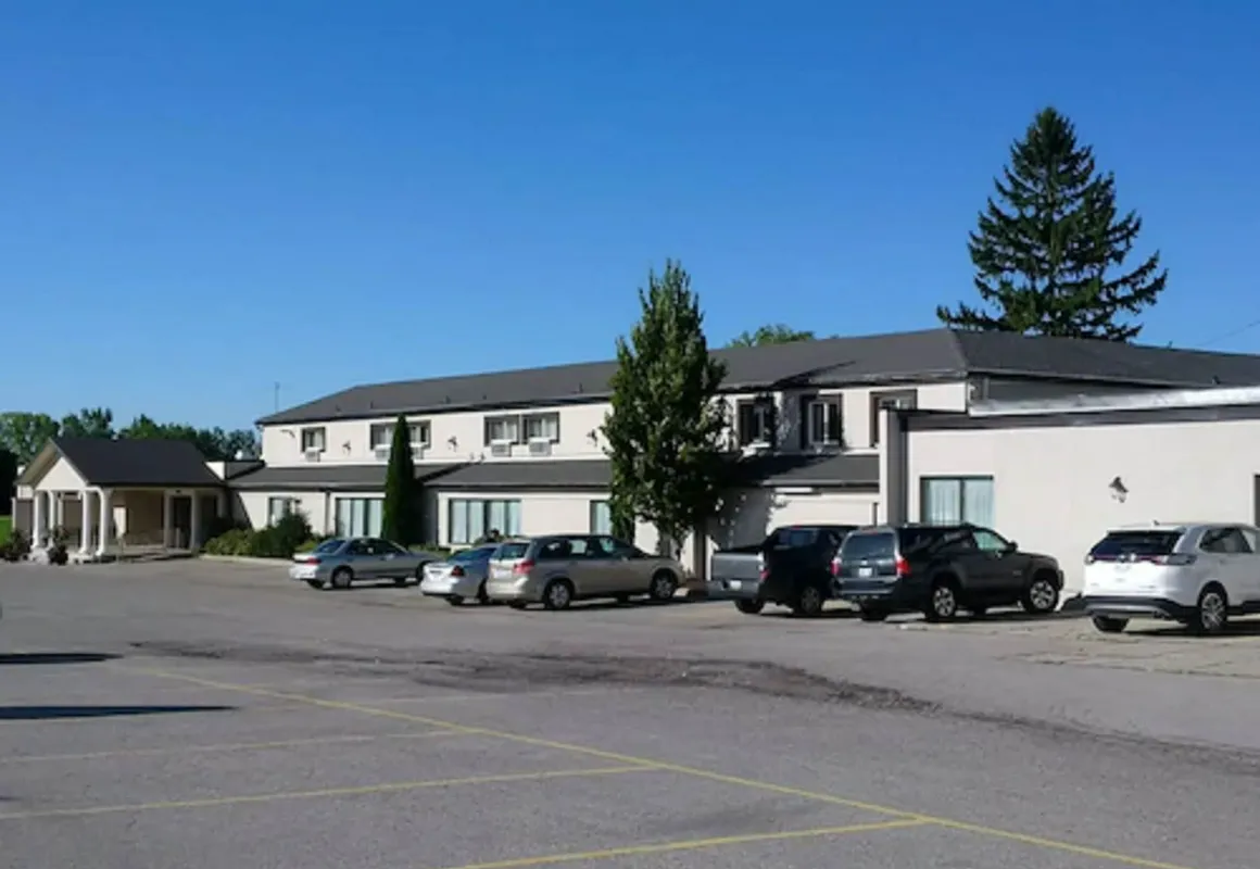 Forest Golf Club and Inn hotel hero