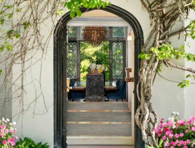 Seven Hills Inn hotel detail image 2