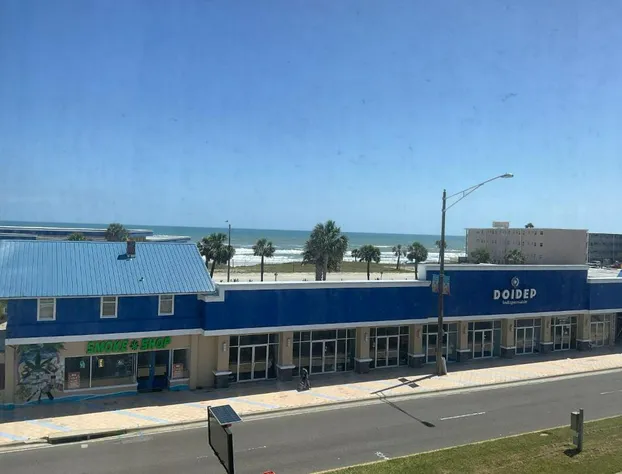 Streamline Hotel hotel detail image 2