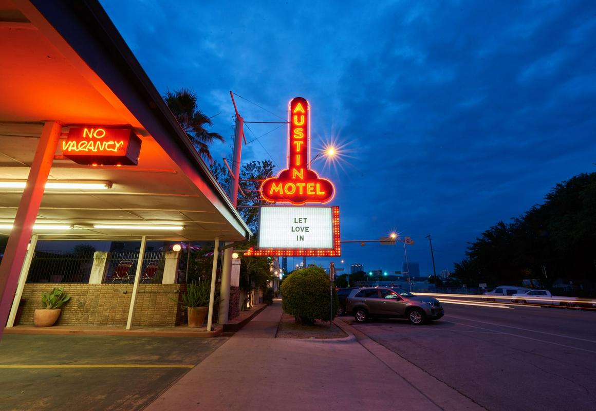 Austin Motel hotel hero