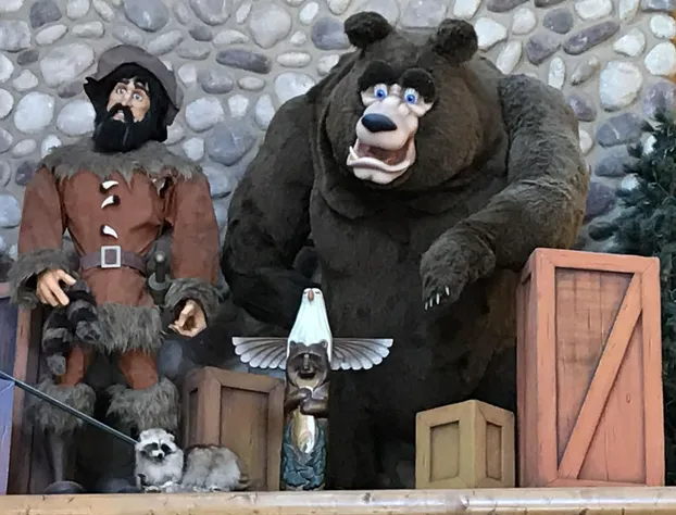 Grand Bear Resort at Starved Rock hotel detail image 2