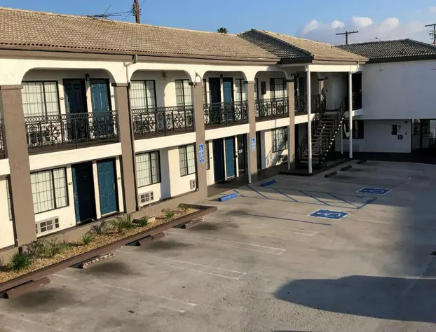 Travelodge by Wyndham Harbor City hotel detail image 1