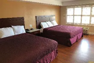 Travelodge by Wyndham Harbor City hotel detail image 2