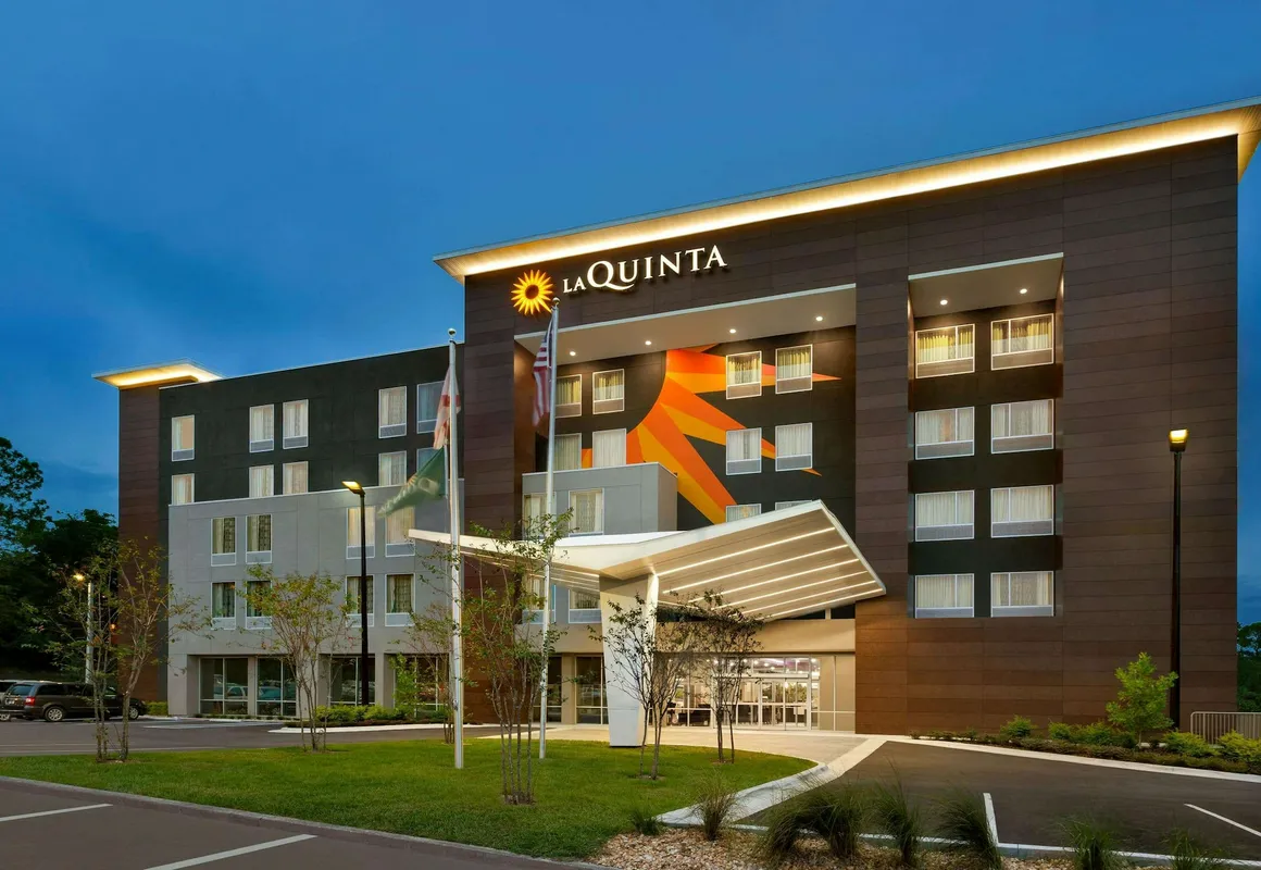 La Quinta by Wyndham Gainesville hotel hero