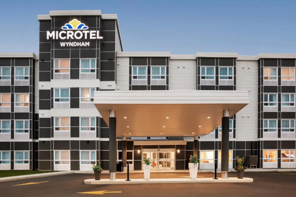 Microtel Inn & Suites By Wyndham Val-d Or hotel hero