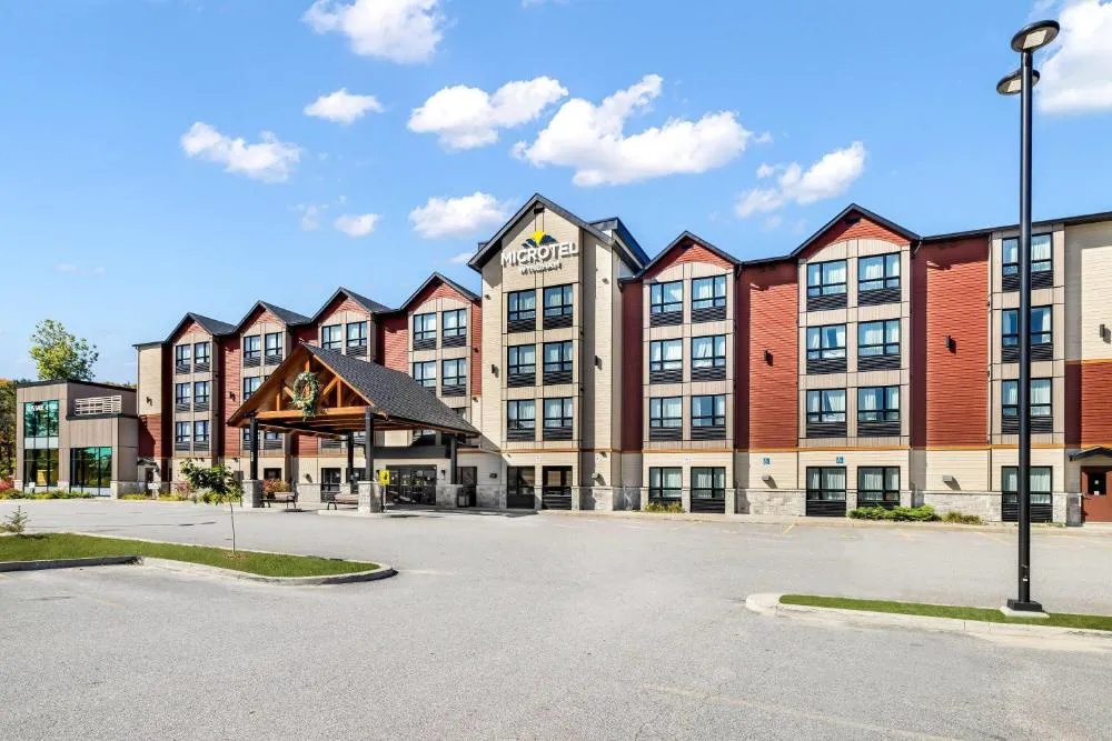 Microtel Inn and Suites by Wyndham Mont Tremblant hotel hero