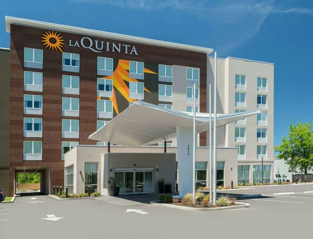 La Quinta Inn & Suites by Wyndham Mobile hotel detail image 4