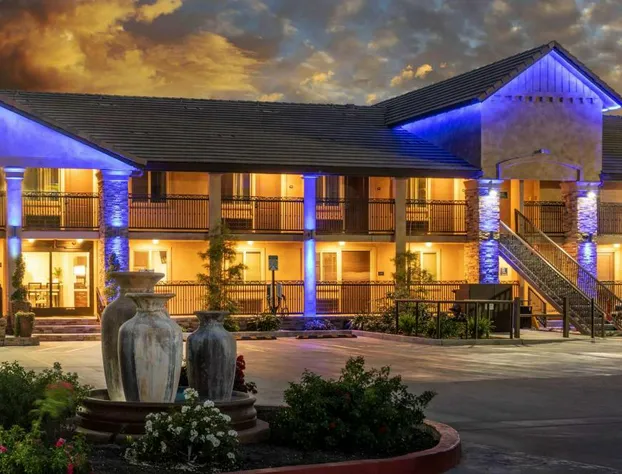 Days Inn by Wyndham Galt/Elk Grove South hotel detail image 1