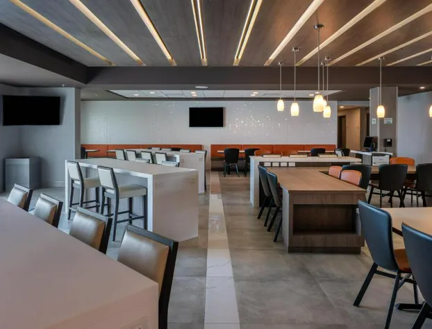 Wingate by Wyndham Kanata West Ottawa hotel detail image 3