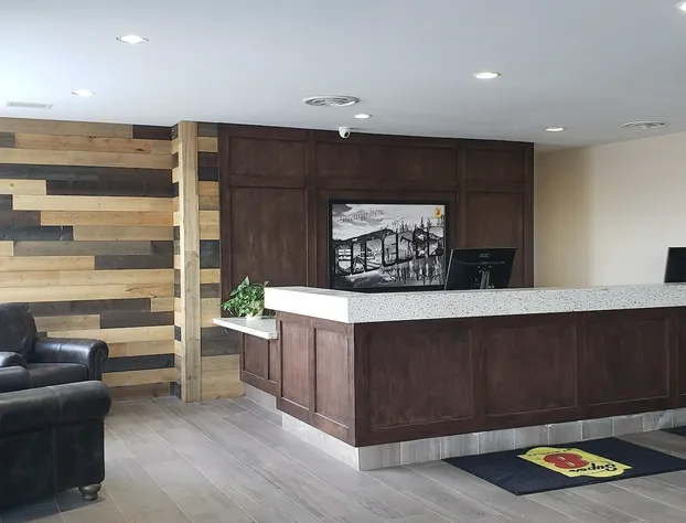 Super 8 by Wyndham Spruce Grove hotel detail image 1