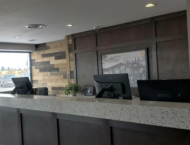 Super 8 by Wyndham Spruce Grove hotel detail image 3