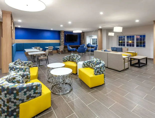 Microtel Inn & Suites by Wyndham College Station hotel detail image 2