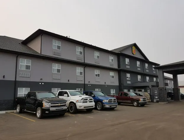 Super 8 by Wyndham Hardisty hotel detail image 2