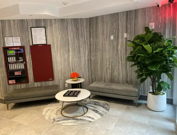 Wingate by Wyndham New York Midtown South/5th Ave hotel detail image 4