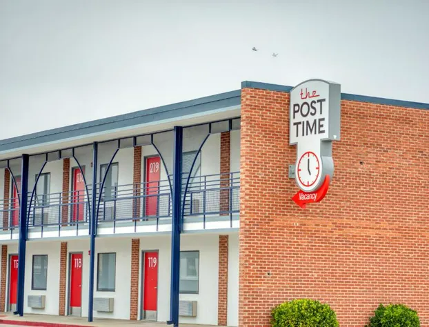 Post Time Inn hotel detail image 1
