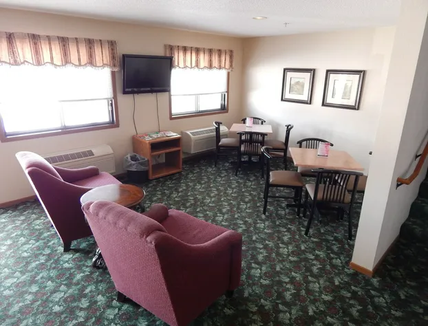 Carrington Inn & Suites hotel detail image 1