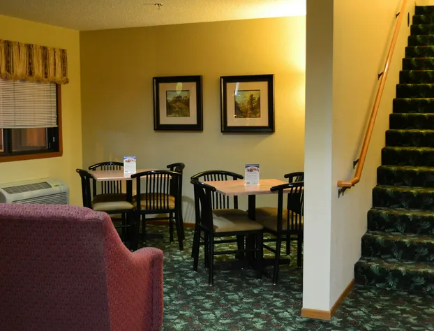 Carrington Inn & Suites hotel detail image 2